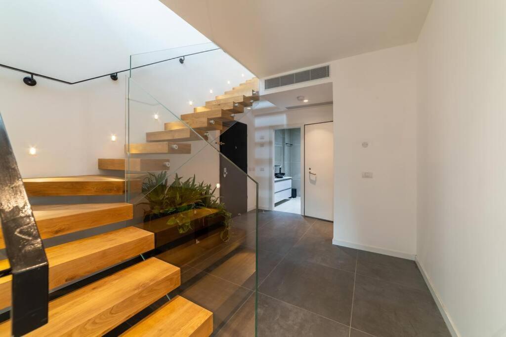 Amazing Penthouse On Gordon Beach 8 Guests Tel Aviv Exterior photo