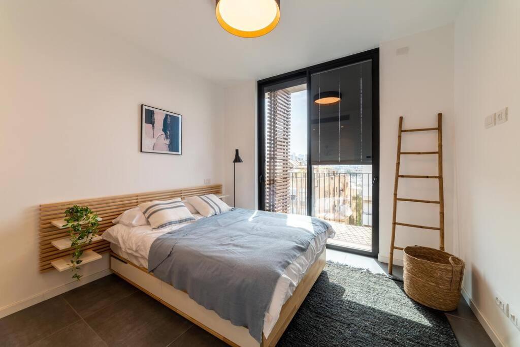 Amazing Penthouse On Gordon Beach 8 Guests Tel Aviv Exterior photo